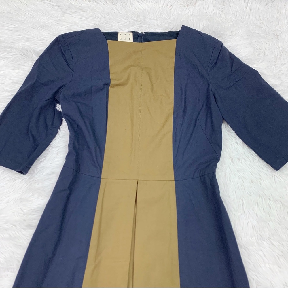 Trademark short sleeve square neck Colorblock dress pleated front navy blue - Picture 2 of 11